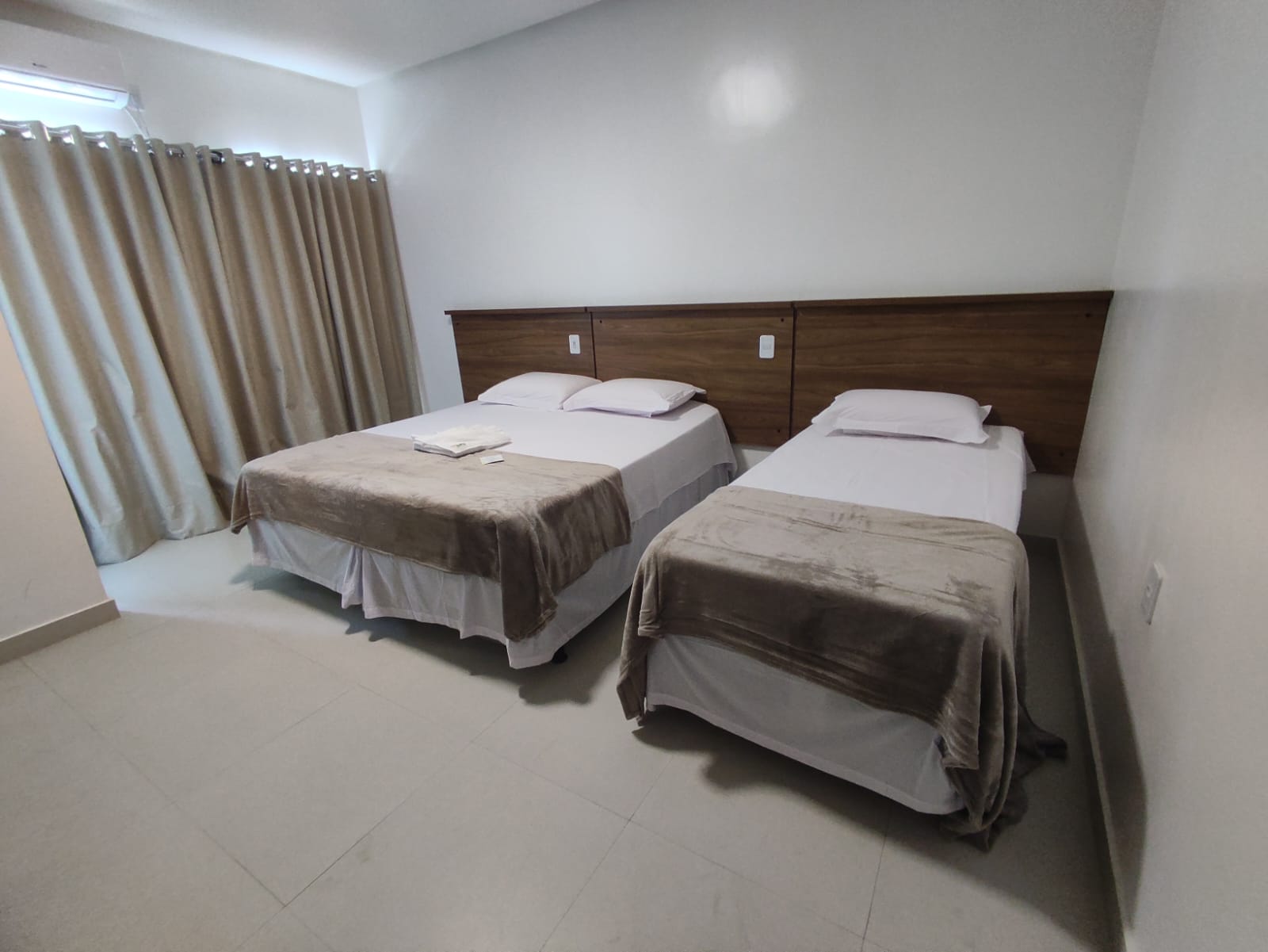 PHOTO-2022-11-10-21-42-10 (2).jpg